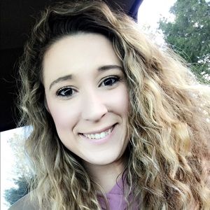 Meet your Posher, Vanessa